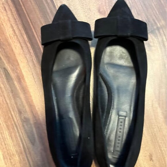 Gorgeous Hugo Boss Black Ballet Flats - Picture 1 of 4